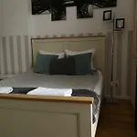 Przytulna Kawalerka W Kamienicy Apartmán *
