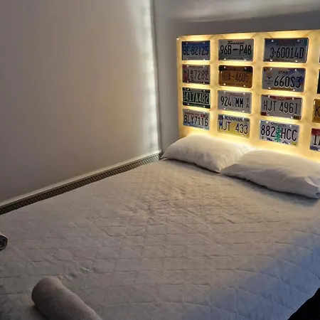 Przytulna Kawalerka W Kamienicy Apartman *