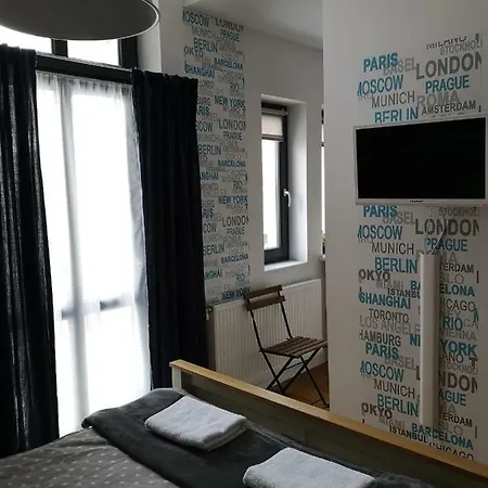 Przytulna Kawalerka W Kamienicy